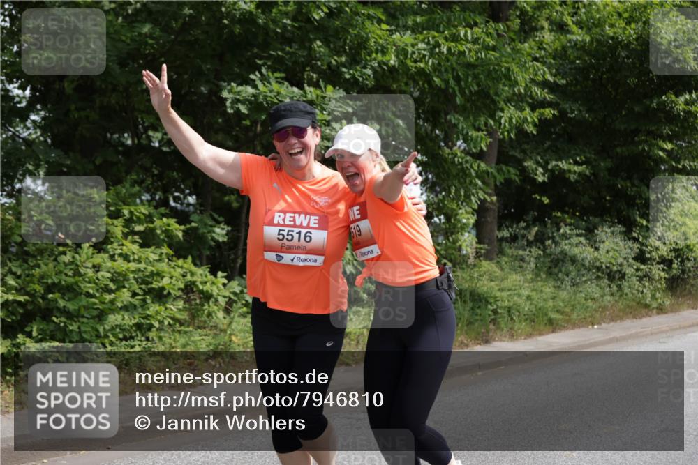 15.06.2025 - REWE Women's Run Jannik Wohlers http://msf.ph/oto/7946810 15.06.2025 10:21:25 Laufen 5516, 519 meine-sportfotos.de