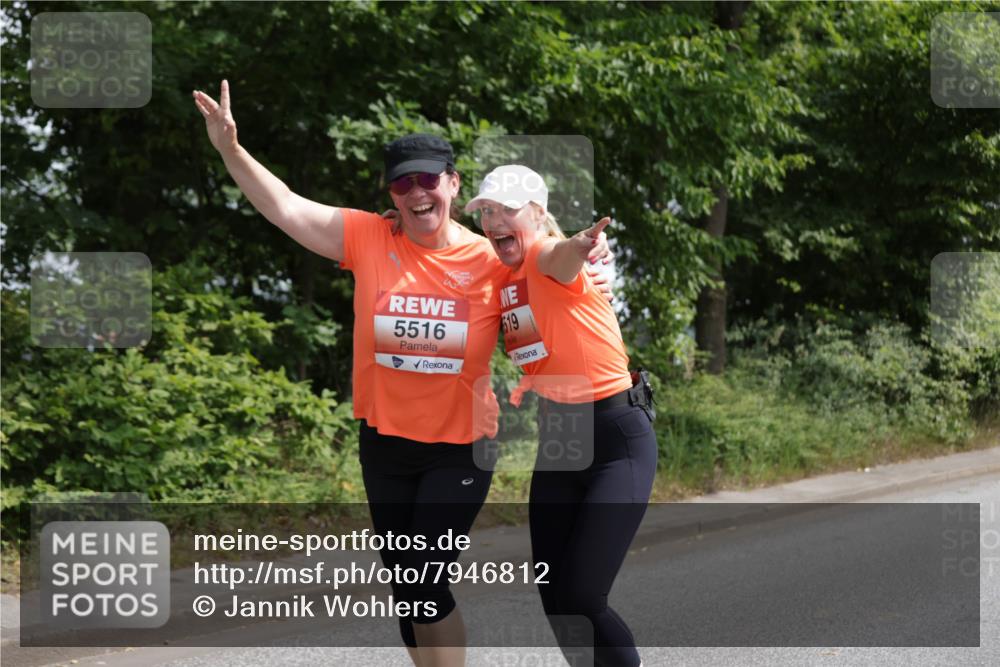 15.06.2025 - REWE Women's Run Jannik Wohlers http://msf.ph/oto/7946812 15.06.2025 10:21:25 Laufen 5516, 19 meine-sportfotos.de