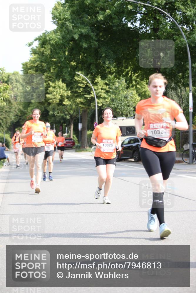 15.06.2025 - REWE Women's Run Jannik Wohlers http://msf.ph/oto/7946813 15.06.2025 09:45:15 Laufen 10320, 10826 meine-sportfotos.de