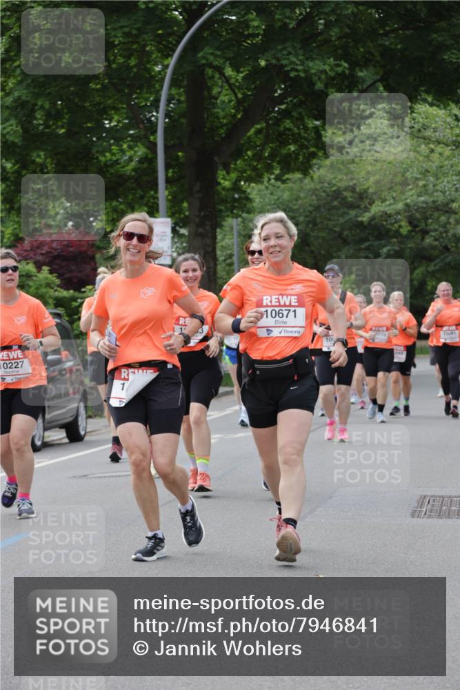 15.06.2025 - REWE Women's Run Jannik Wohlers http://msf.ph/oto/7946841 15.06.2025 08:30:11 Laufen 3, 10227, 1, 10671, 209, 10081 meine-sportfotos.de