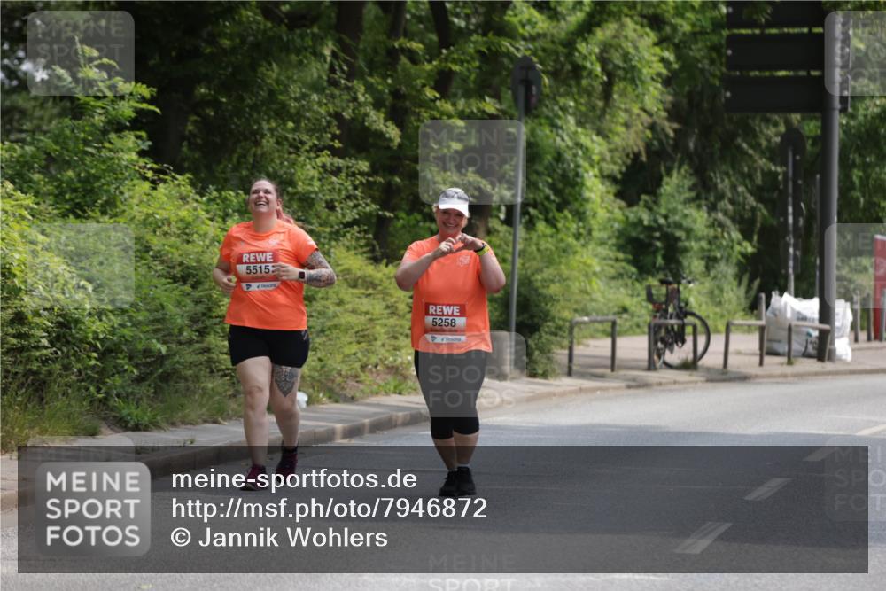 15.06.2025 - REWE Women's Run Jannik Wohlers http://msf.ph/oto/7946872 15.06.2025 10:21:30 Laufen 5515, 5258 meine-sportfotos.de