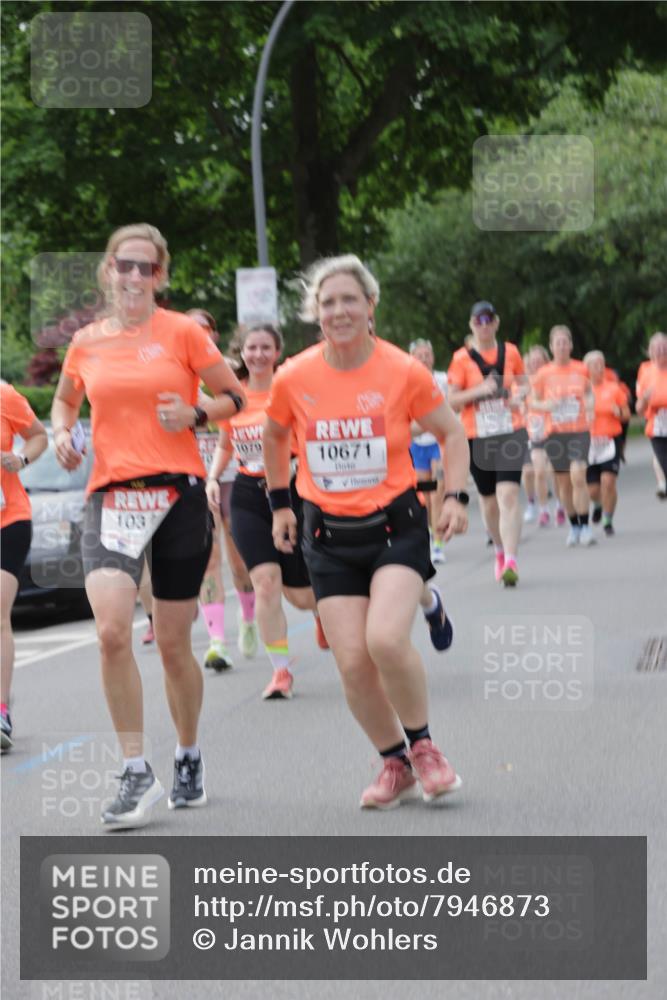 15.06.2025 - REWE Women's Run Jannik Wohlers http://msf.ph/oto/7946873 15.06.2025 08:30:12 Laufen 103, 1079, 10671 meine-sportfotos.de