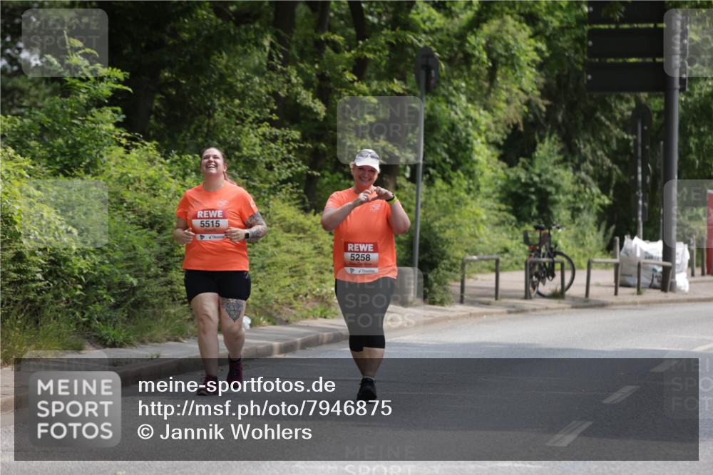 15.06.2025 - REWE Women's Run Jannik Wohlers http://msf.ph/oto/7946875 15.06.2025 10:21:30 Laufen 5515, 5258 meine-sportfotos.de