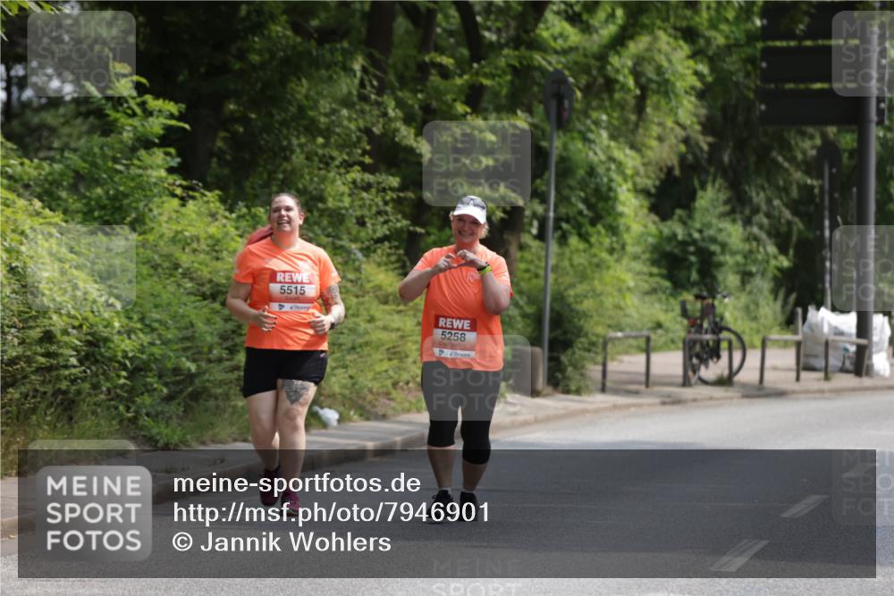 15.06.2025 - REWE Women's Run Jannik Wohlers http://msf.ph/oto/7946901 15.06.2025 10:21:31 Laufen 5515, 5258 meine-sportfotos.de