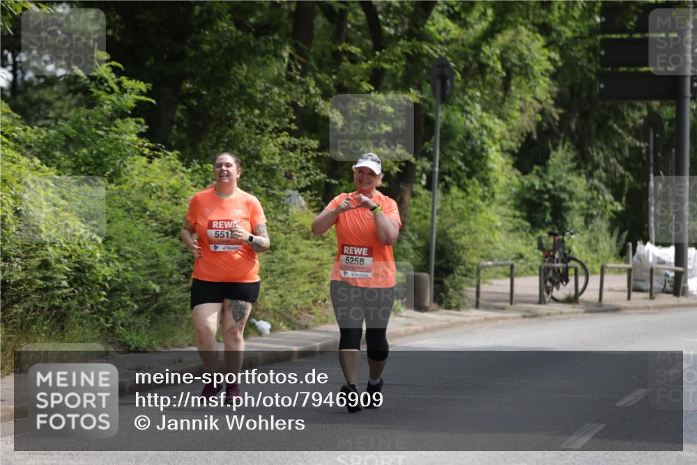 15.06.2025 - REWE Women's Run Jannik Wohlers http://msf.ph/oto/7946909 15.06.2025 10:21:31 Laufen 5515, 5258 meine-sportfotos.de