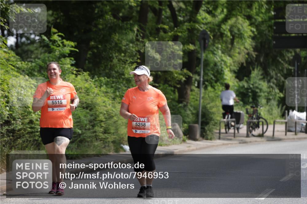 15.06.2025 - REWE Women's Run Jannik Wohlers http://msf.ph/oto/7946953 15.06.2025 10:21:33 Laufen 5515, 4, 5258 meine-sportfotos.de