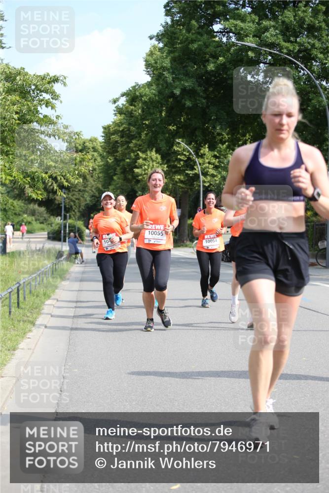 15.06.2025 - REWE Women's Run Jannik Wohlers http://msf.ph/oto/7946971 15.06.2025 09:45:34 Laufen 10, 10055, 10054 meine-sportfotos.de