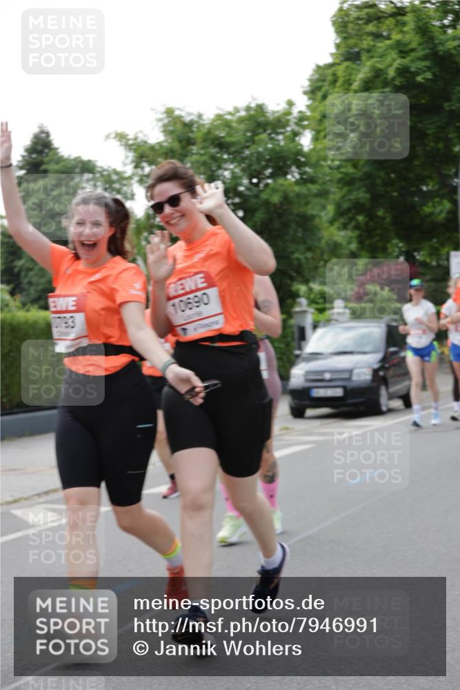 15.06.2025 - REWE Women's Run Jannik Wohlers http://msf.ph/oto/7946991 15.06.2025 08:30:15 Laufen 1793, 10690 meine-sportfotos.de