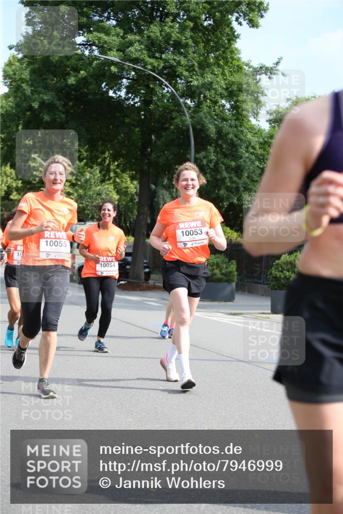15.06.2025 - REWE Women's Run Jannik Wohlers http://msf.ph/oto/7946999 15.06.2025 09:45:35 Laufen 10, 10055, 10054, 10053 meine-sportfotos.de