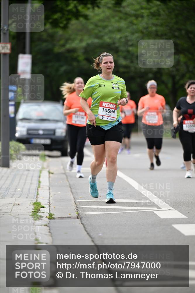 15.06.2025 - REWE Women's Run Dr. Thomas Lammeyer http://msf.ph/oto/7947000 15.06.2025 09:23:49 Laufen 10694, 9, 1055 meine-sportfotos.de