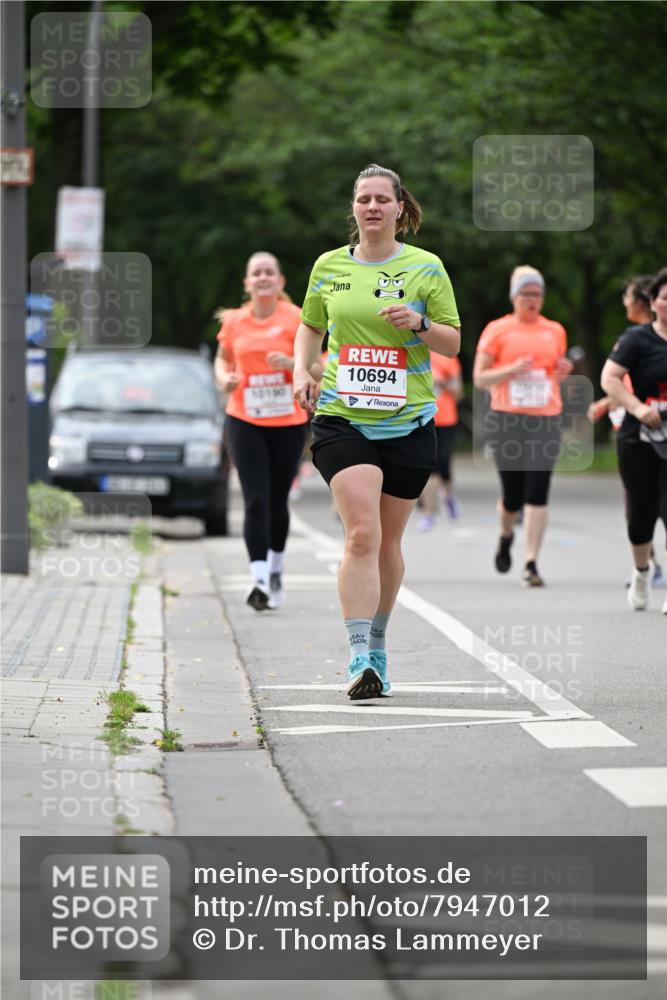 15.06.2025 - REWE Women's Run Dr. Thomas Lammeyer http://msf.ph/oto/7947012 15.06.2025 09:23:50 Laufen 10100, 10694 meine-sportfotos.de