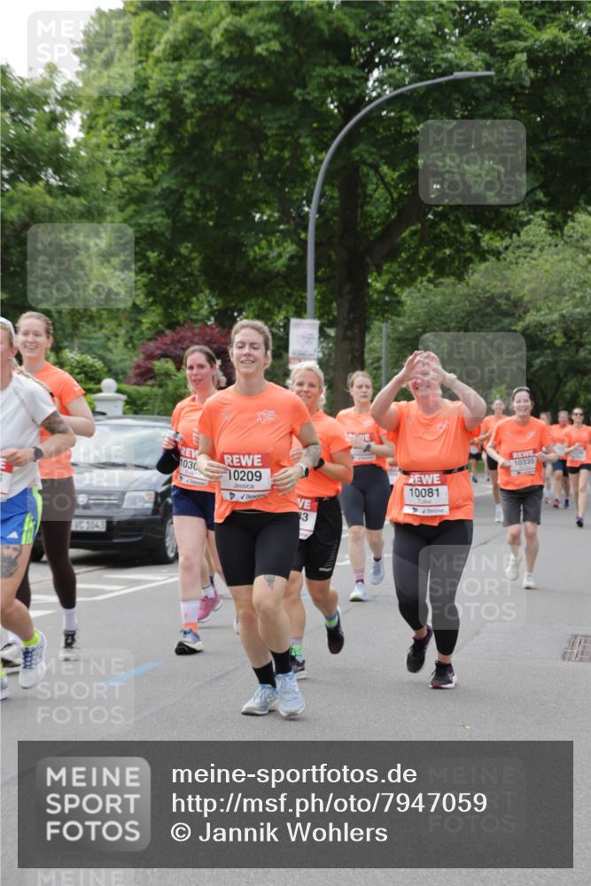 15.06.2025 - REWE Women's Run Jannik Wohlers http://msf.ph/oto/7947059 15.06.2025 08:30:18 Laufen 1043, 10209, 3, 10081 meine-sportfotos.de