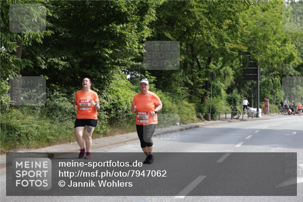 15.06.2025 - REWE Women's Run Jannik Wohlers http://msf.ph/oto/7947062 15.06.2025 10:21:36 Laufen 5515, 5258 meine-sportfotos.de