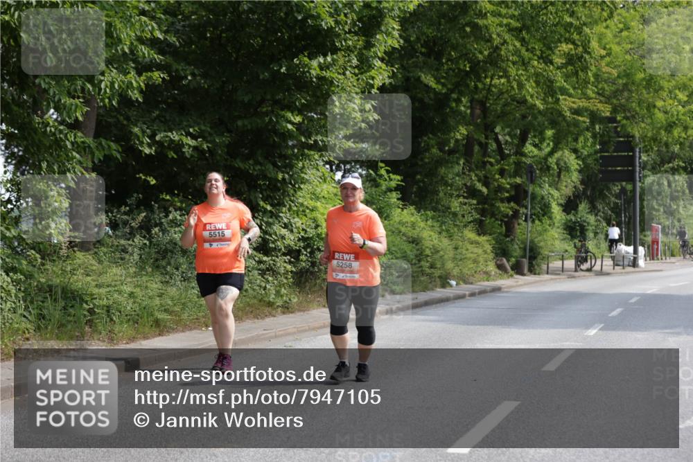 15.06.2025 - REWE Women's Run Jannik Wohlers http://msf.ph/oto/7947105 15.06.2025 10:21:37 Laufen 5515, 5258 meine-sportfotos.de
