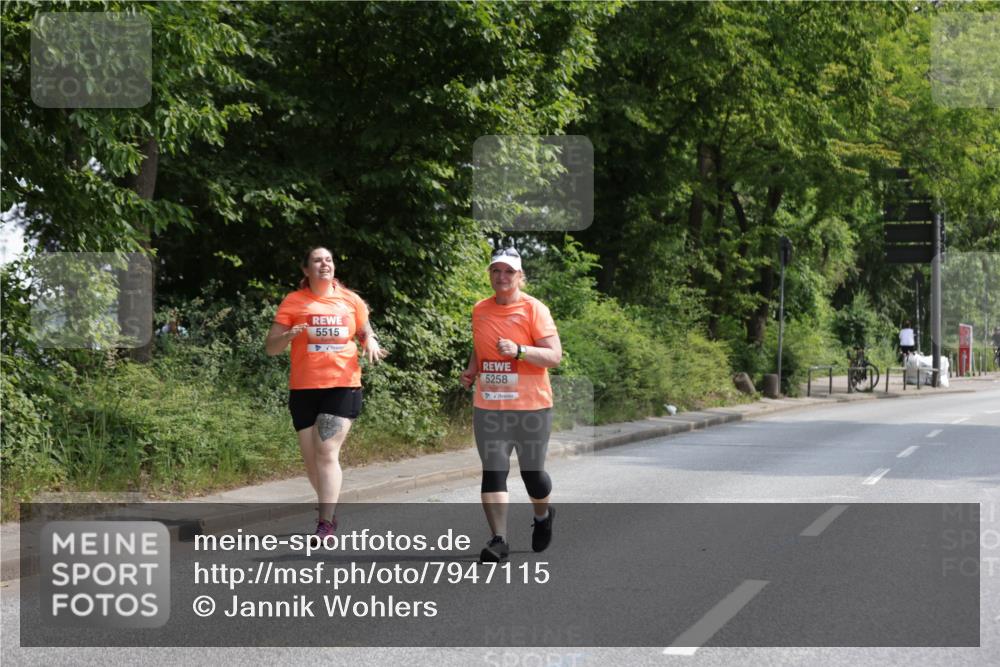 15.06.2025 - REWE Women's Run Jannik Wohlers http://msf.ph/oto/7947115 15.06.2025 10:21:37 Laufen 5515, 5258 meine-sportfotos.de
