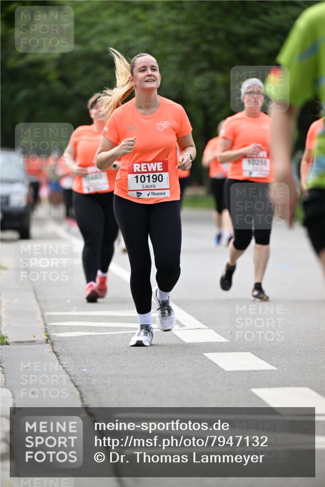15.06.2025 - REWE Women's Run Dr. Thomas Lammeyer http://msf.ph/oto/7947132 15.06.2025 09:23:54 Laufen 10190, 10256 meine-sportfotos.de
