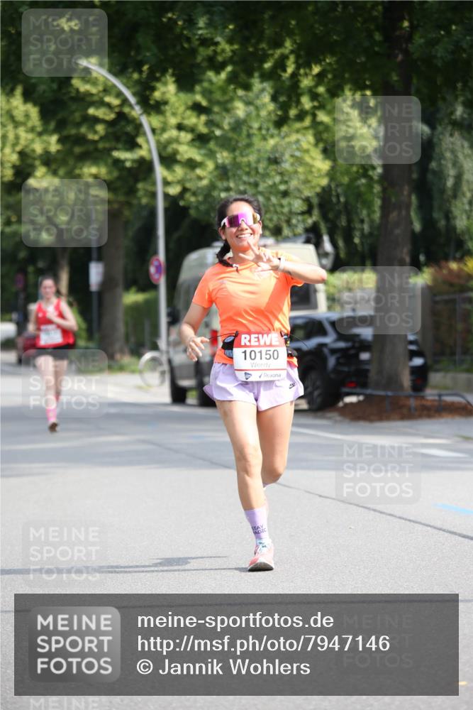 15.06.2025 - REWE Women's Run Jannik Wohlers http://msf.ph/oto/7947146 15.06.2025 09:45:43 Laufen 10150 meine-sportfotos.de