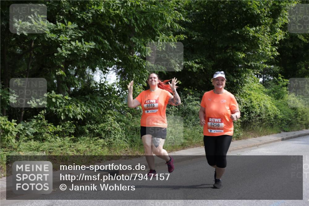 15.06.2025 - REWE Women's Run Jannik Wohlers http://msf.ph/oto/7947157 15.06.2025 10:21:38 Laufen 5515, 5258 meine-sportfotos.de