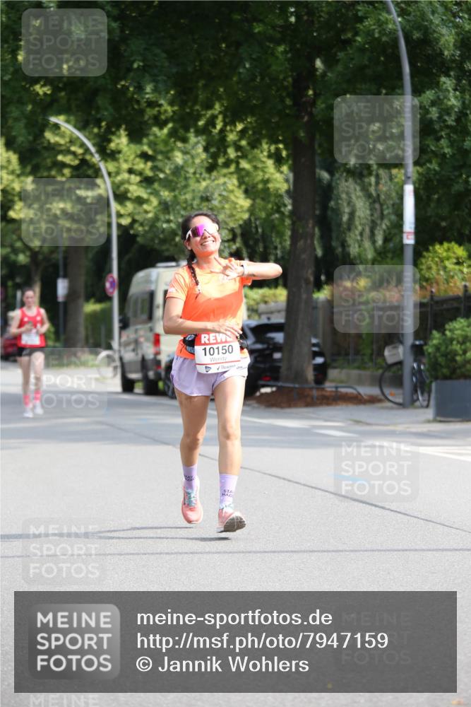 15.06.2025 - REWE Women's Run Jannik Wohlers http://msf.ph/oto/7947159 15.06.2025 09:45:43 Laufen 10150 meine-sportfotos.de