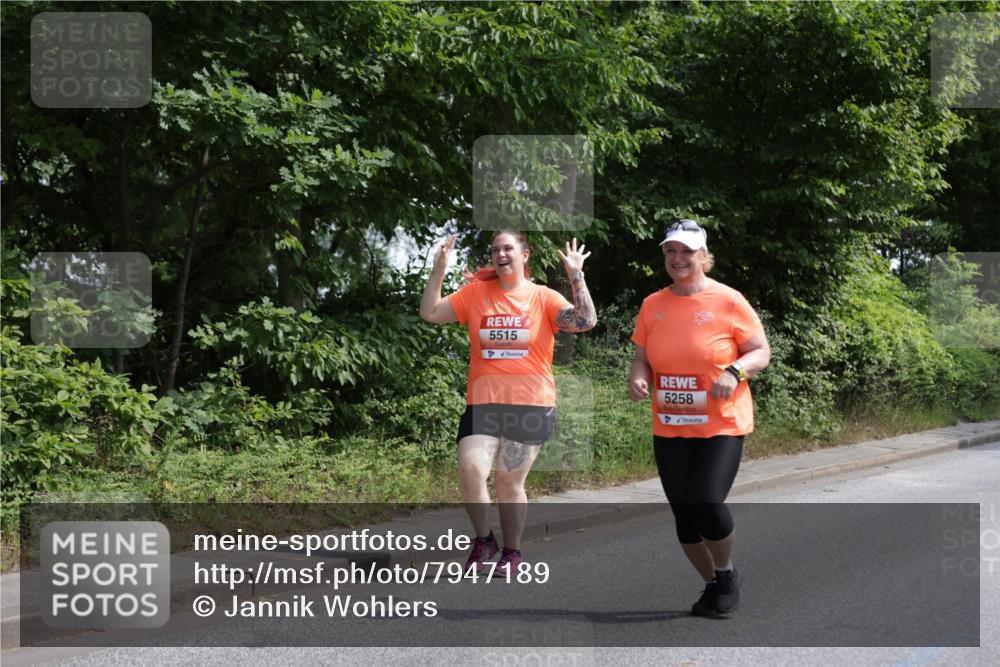 15.06.2025 - REWE Women's Run Jannik Wohlers http://msf.ph/oto/7947189 15.06.2025 10:21:39 Laufen 5515, 5258 meine-sportfotos.de