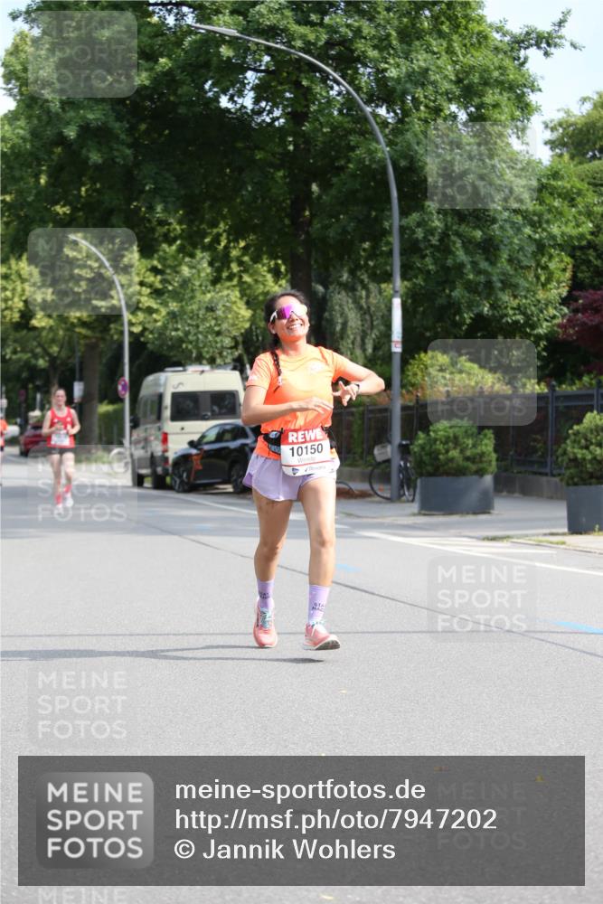 15.06.2025 - REWE Women's Run Jannik Wohlers http://msf.ph/oto/7947202 15.06.2025 09:45:44 Laufen 10150 meine-sportfotos.de