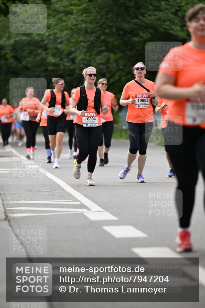 15.06.2025 - REWE Women's Run Dr. Thomas Lammeyer http://msf.ph/oto/7947204 15.06.2025 09:23:59 Laufen 10304, 10803 meine-sportfotos.de