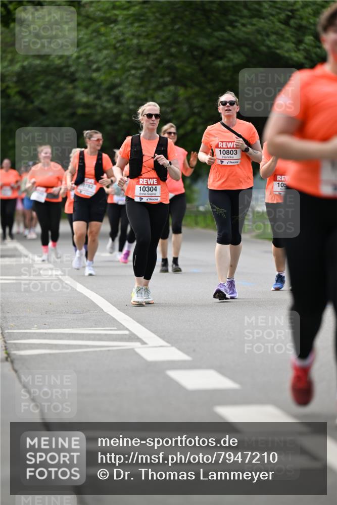 15.06.2025 - REWE Women's Run Dr. Thomas Lammeyer http://msf.ph/oto/7947210 15.06.2025 09:23:59 Laufen 10304, 10803 meine-sportfotos.de