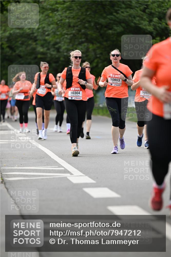 15.06.2025 - REWE Women's Run Dr. Thomas Lammeyer http://msf.ph/oto/7947212 15.06.2025 09:23:59 Laufen 1782, 10304, 10803, 10575 meine-sportfotos.de
