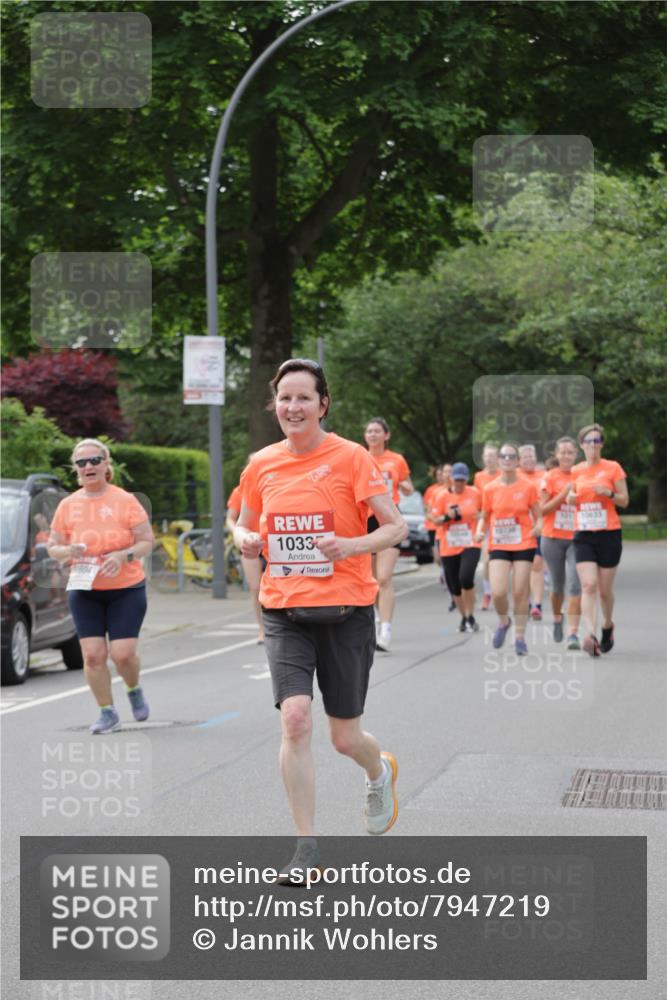 15.06.2025 - REWE Women's Run Jannik Wohlers http://msf.ph/oto/7947219 15.06.2025 08:30:21 Laufen 1033 meine-sportfotos.de