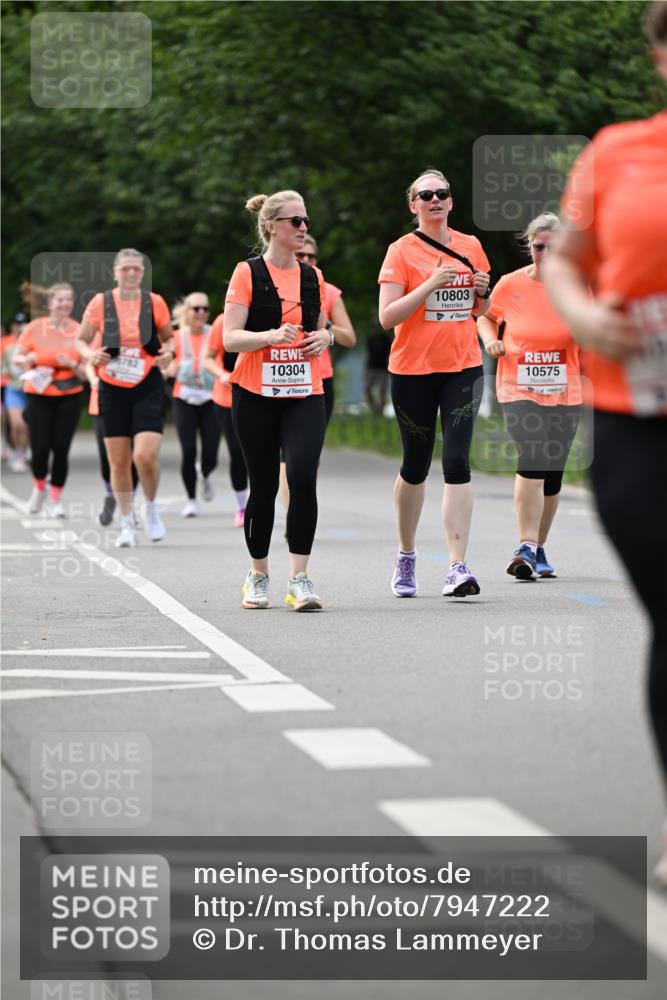 15.06.2025 - REWE Women's Run Dr. Thomas Lammeyer http://msf.ph/oto/7947222 15.06.2025 09:23:59 Laufen 10304, 10803, 10575 meine-sportfotos.de