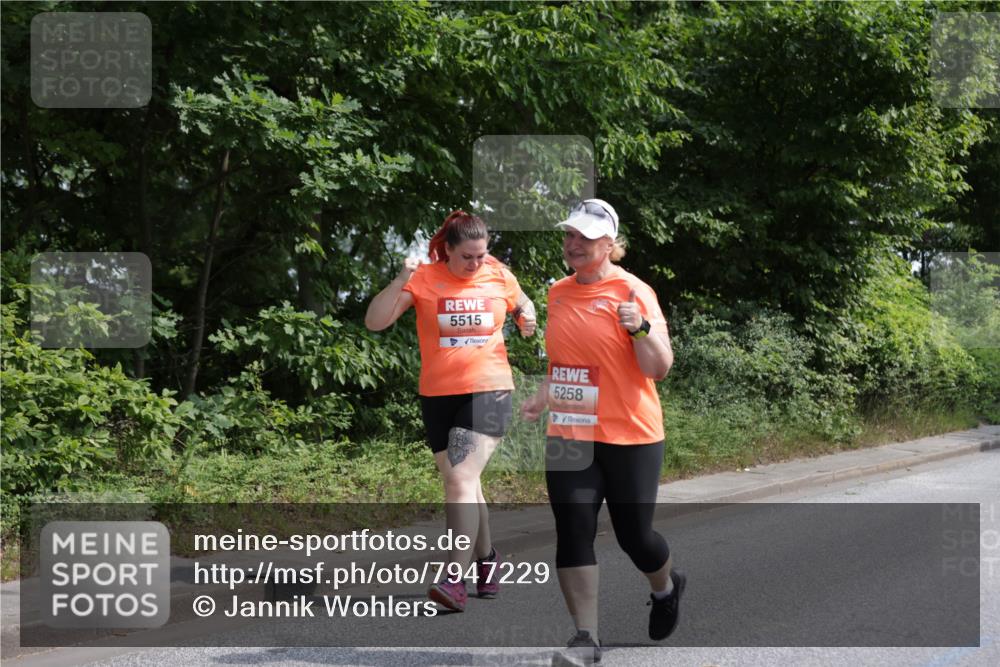 15.06.2025 - REWE Women's Run Jannik Wohlers http://msf.ph/oto/7947229 15.06.2025 10:21:39 Laufen 5515, 5258 meine-sportfotos.de