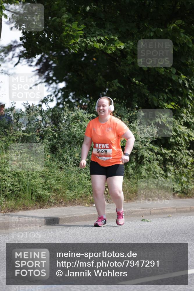 15.06.2025 - REWE Women's Run Jannik Wohlers http://msf.ph/oto/7947291 15.06.2025 10:22:24 Laufen 5626 meine-sportfotos.de