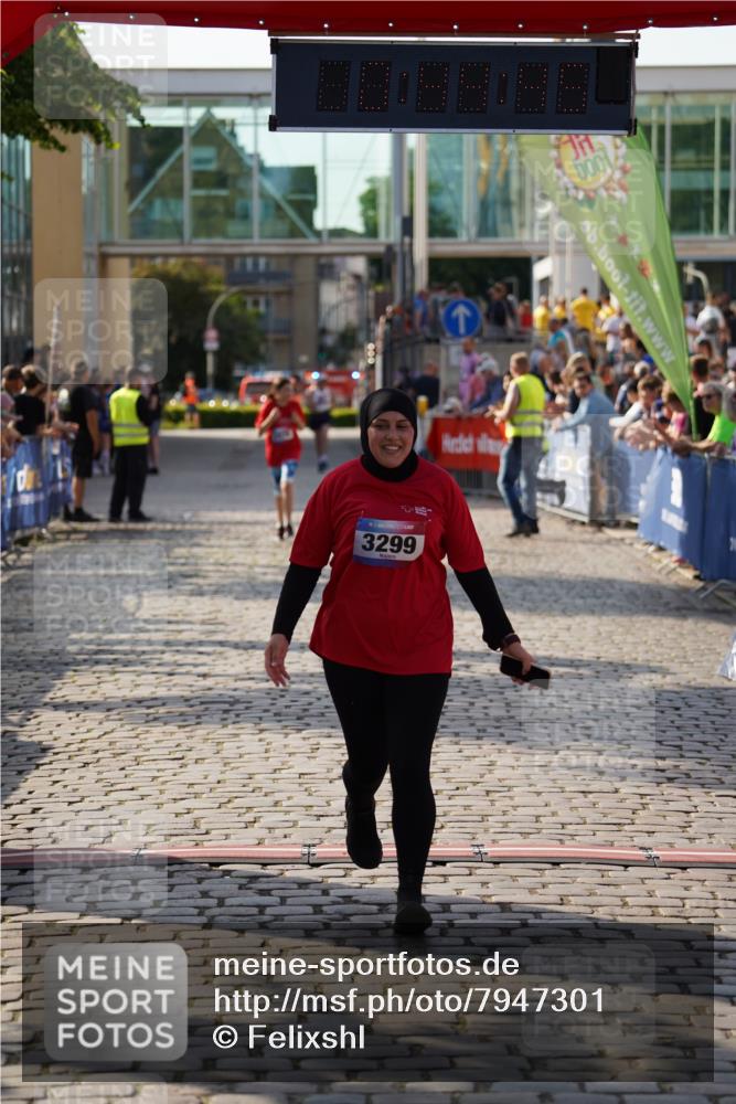 13.06.2025 - Holstenköstenlauf Felixshl http://msf.ph/oto/7947301 13.06.2025 18:14:46 Laufen 3299 meine-sportfotos.de