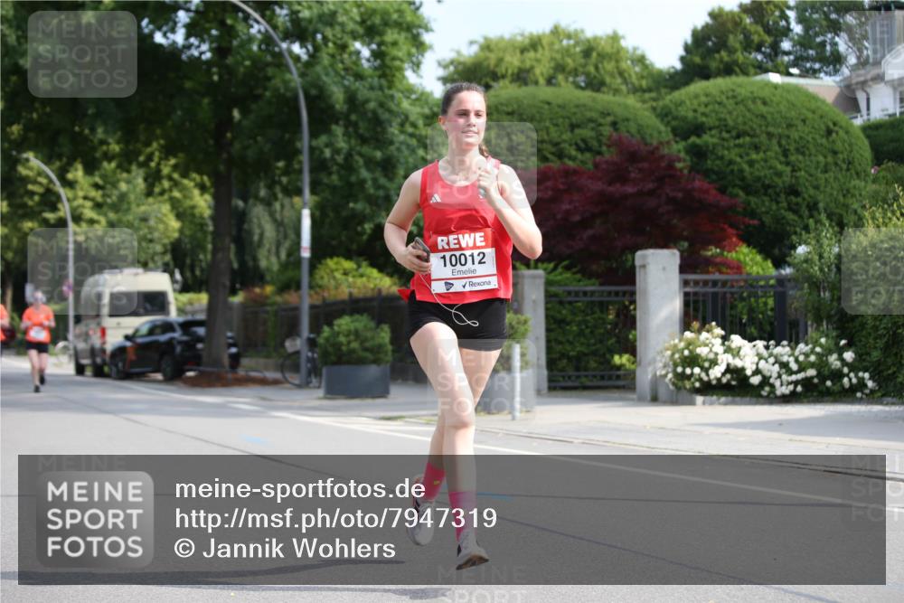 15.06.2025 - REWE Women's Run Jannik Wohlers http://msf.ph/oto/7947319 15.06.2025 09:45:50 Laufen 10012 meine-sportfotos.de