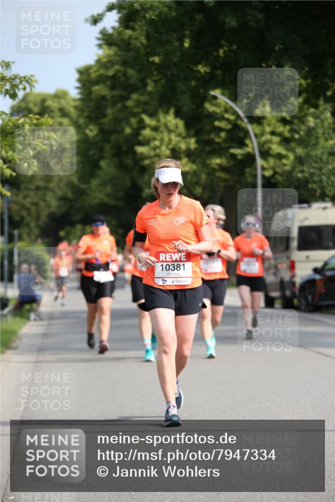 15.06.2025 - REWE Women's Run Jannik Wohlers http://msf.ph/oto/7947334 15.06.2025 09:45:52 Laufen 10381 meine-sportfotos.de