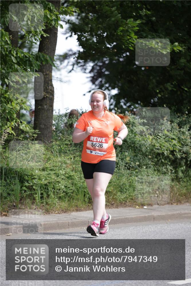 15.06.2025 - REWE Women's Run Jannik Wohlers http://msf.ph/oto/7947349 15.06.2025 10:22:25 Laufen 5626 meine-sportfotos.de