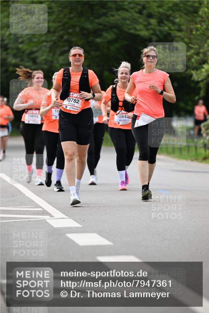 15.06.2025 - REWE Women's Run Dr. Thomas Lammeyer http://msf.ph/oto/7947361 15.06.2025 09:24:05 Laufen 10782, 10655, 10842 meine-sportfotos.de