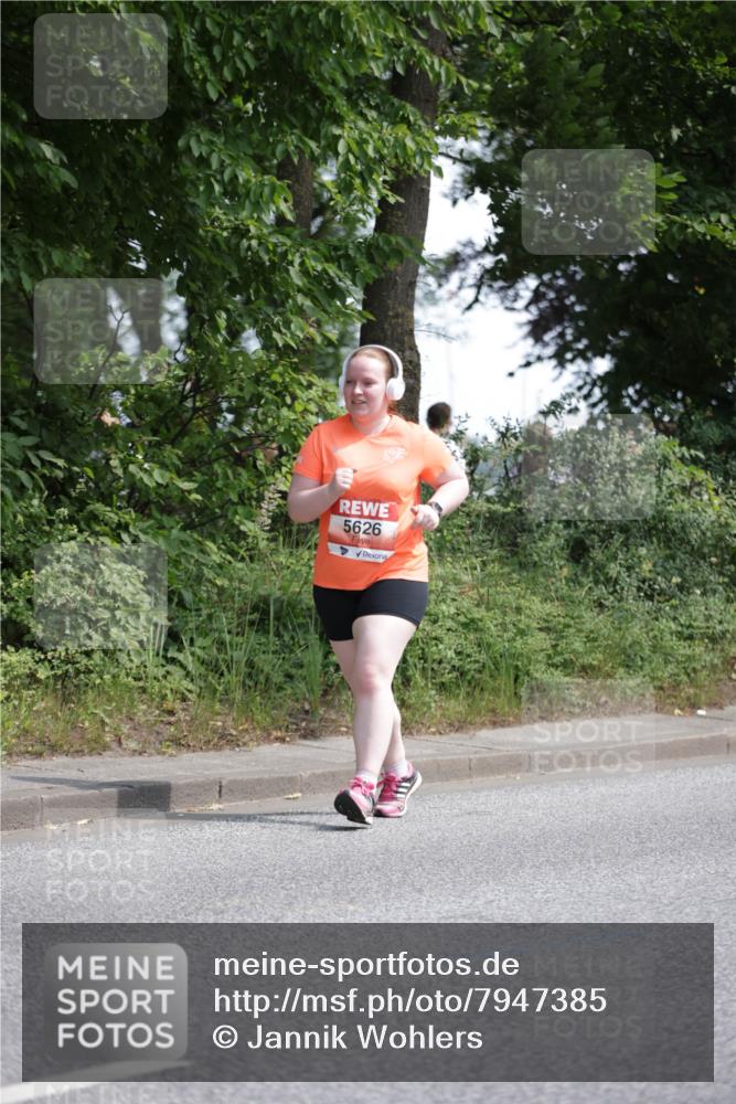 15.06.2025 - REWE Women's Run Jannik Wohlers http://msf.ph/oto/7947385 15.06.2025 10:22:25 Laufen 5626 meine-sportfotos.de