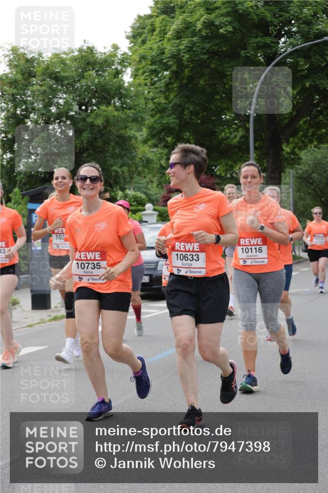 15.06.2025 - REWE Women's Run Jannik Wohlers http://msf.ph/oto/7947398 15.06.2025 08:30:28 Laufen 103, 43, 10735, 10633, 10116, 10412 meine-sportfotos.de