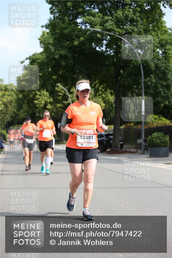 15.06.2025 - REWE Women's Run Jannik Wohlers http://msf.ph/oto/7947422 15.06.2025 09:45:54 Laufen 10381 meine-sportfotos.de
