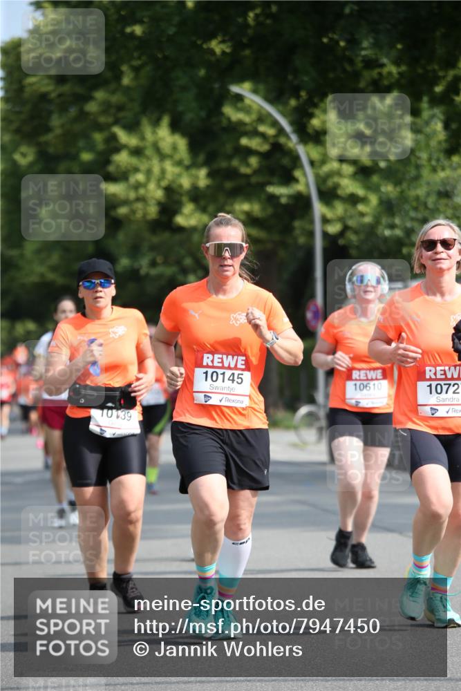 15.06.2025 - REWE Women's Run Jannik Wohlers http://msf.ph/oto/7947450 15.06.2025 09:45:55 Laufen 10139, 10145, 10610, 1072 meine-sportfotos.de