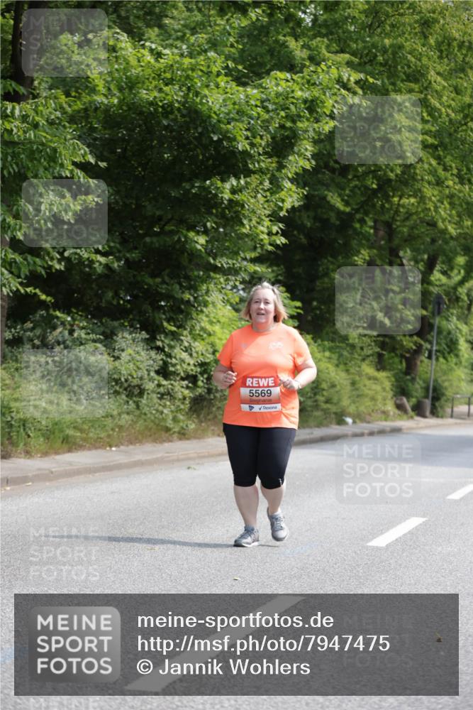 15.06.2025 - REWE Women's Run Jannik Wohlers http://msf.ph/oto/7947475 15.06.2025 10:23:24 Laufen 5569 meine-sportfotos.de