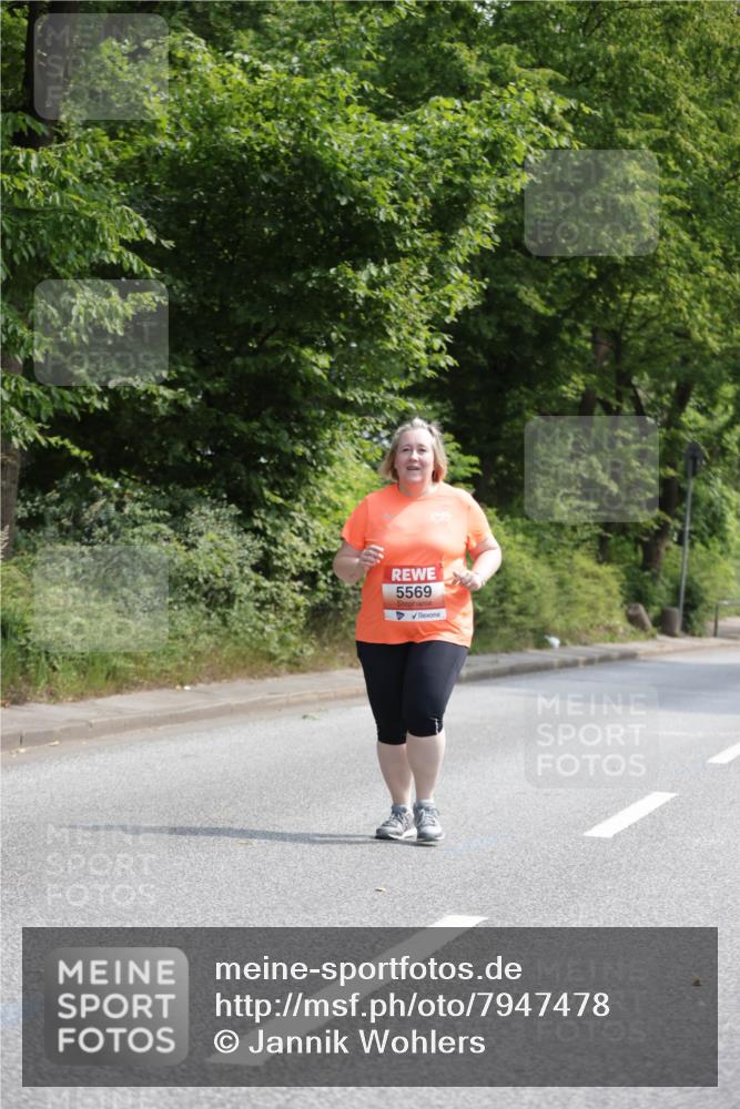 15.06.2025 - REWE Women's Run Jannik Wohlers http://msf.ph/oto/7947478 15.06.2025 10:23:24 Laufen 5569 meine-sportfotos.de
