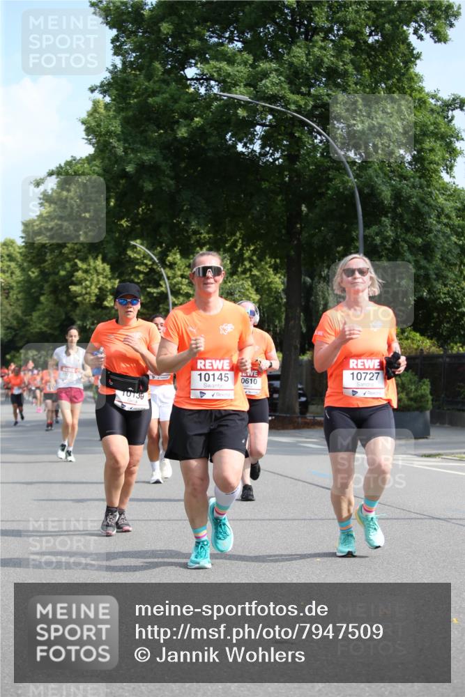 15.06.2025 - REWE Women's Run Jannik Wohlers http://msf.ph/oto/7947509 15.06.2025 09:45:57 Laufen 10145, 0610, 10727, 10139 meine-sportfotos.de