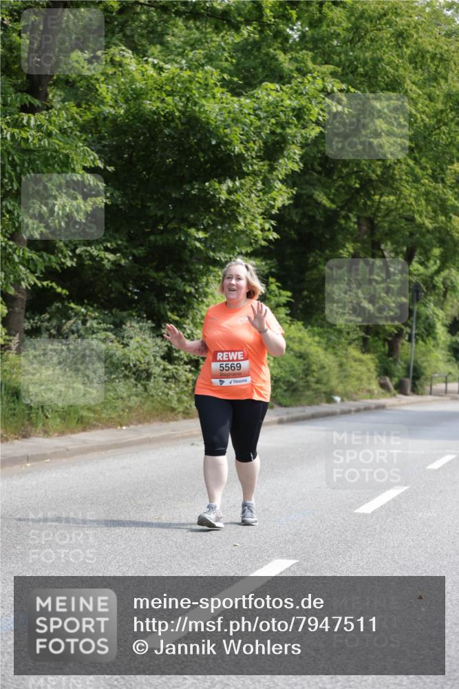15.06.2025 - REWE Women's Run Jannik Wohlers http://msf.ph/oto/7947511 15.06.2025 10:23:25 Laufen 5569 meine-sportfotos.de