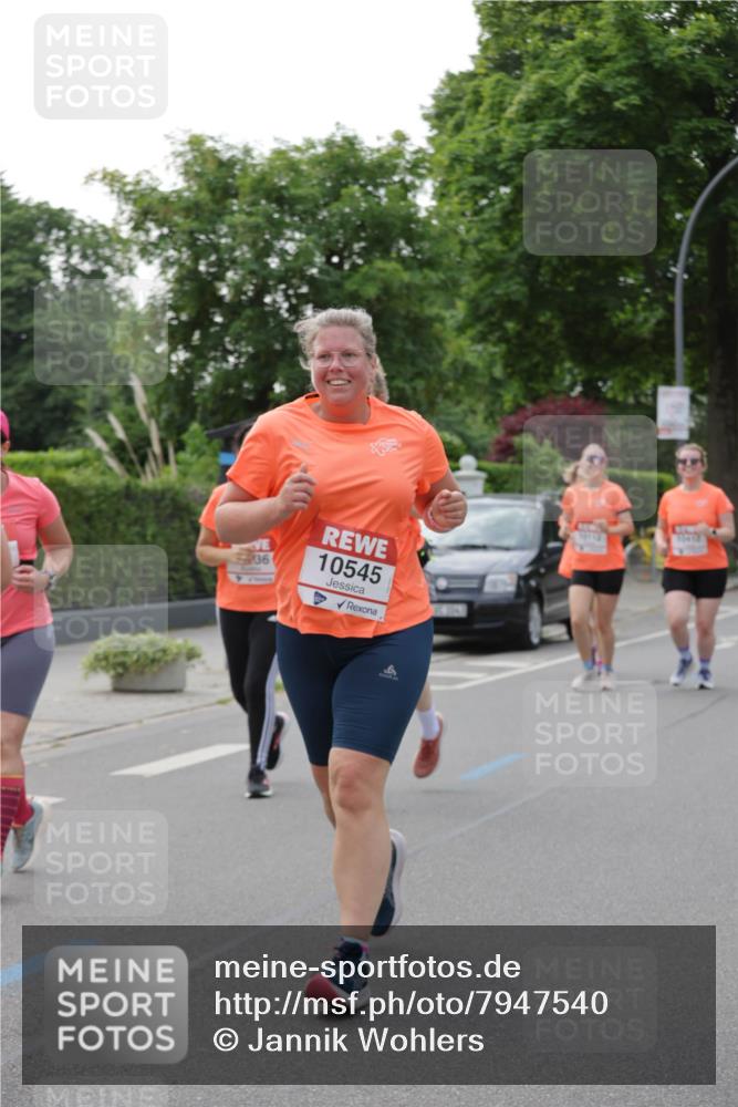 15.06.2025 - REWE Women's Run Jannik Wohlers http://msf.ph/oto/7947540 15.06.2025 08:30:31 Laufen 36, 10545, 10412 meine-sportfotos.de