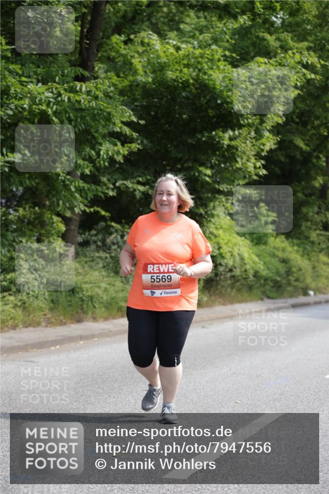 15.06.2025 - REWE Women's Run Jannik Wohlers http://msf.ph/oto/7947556 15.06.2025 10:23:26 Laufen 5569 meine-sportfotos.de