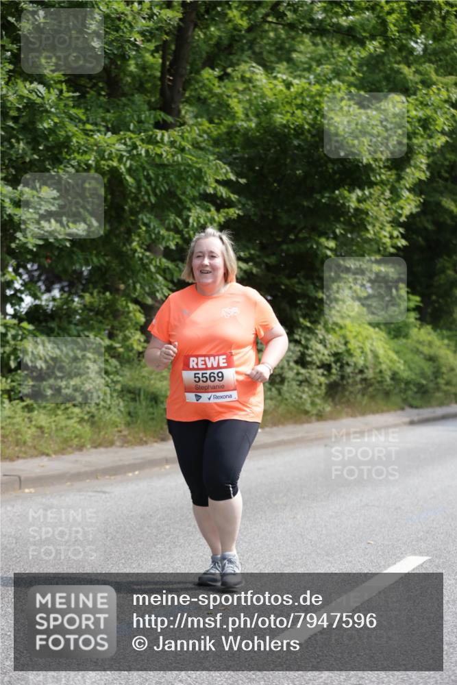 15.06.2025 - REWE Women's Run Jannik Wohlers http://msf.ph/oto/7947596 15.06.2025 10:23:26 Laufen 5569 meine-sportfotos.de