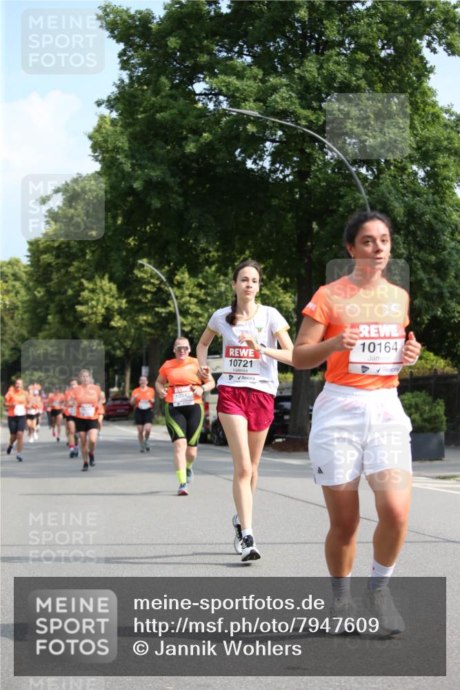 15.06.2025 - REWE Women's Run Jannik Wohlers http://msf.ph/oto/7947609 15.06.2025 09:46:00 Laufen 10721, 10164 meine-sportfotos.de