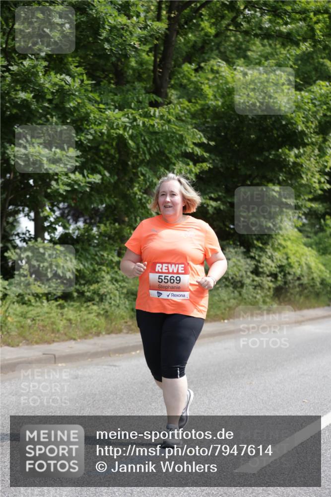 15.06.2025 - REWE Women's Run Jannik Wohlers http://msf.ph/oto/7947614 15.06.2025 10:23:27 Laufen 5569 meine-sportfotos.de
